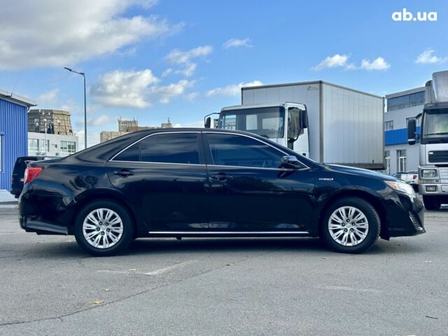 Тойота Камрі 2013 у Києві на Automoto.ua Чорний Тойота Камрі, об'ємом двигуна 0 л та пробігом 240 тис. км за 11600 $, фото 1 на Automoto.ua