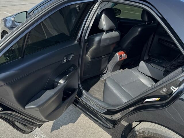 Черный Тойота Камри, объемом двигателя 2.5 л и пробегом 244 тыс. км за 14500 $, фото 11 на Automoto.ua