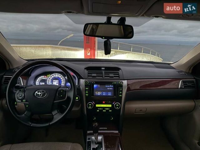 Черный Тойота Камри, объемом двигателя 2.49 л и пробегом 200 тыс. км за 10000 $, фото 13 на Automoto.ua