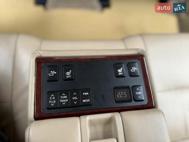 Черный Тойота Камри, объемом двигателя 2.49 л и пробегом 200 тыс. км за 10000 $, фото 54 на Automoto.ua