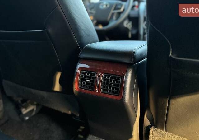 Черный Тойота Камри, объемом двигателя 2.5 л и пробегом 235 тыс. км за 16500 $, фото 19 на Automoto.ua