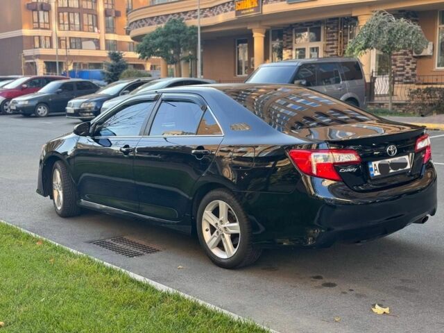 Чорний Тойота Камрі, об'ємом двигуна 2.5 л та пробігом 198 тис. км за 9500 $, фото 7 на Automoto.ua