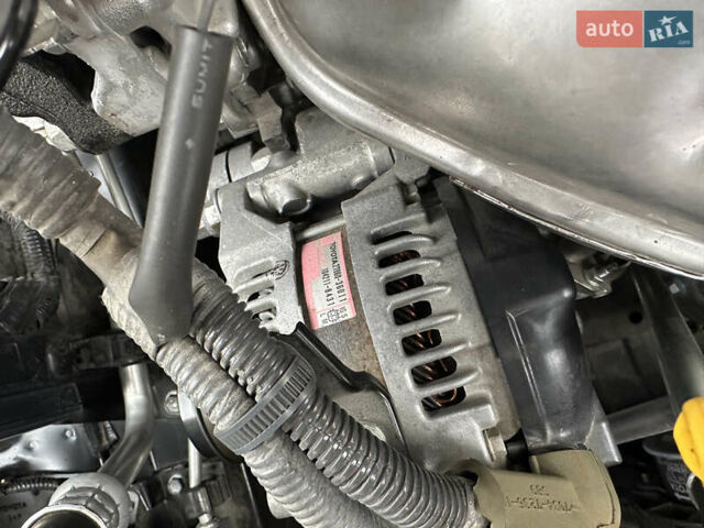 Черный Тойота Камри, объемом двигателя 2.5 л и пробегом 10 тыс. км за 21200 $, фото 72 на Automoto.ua