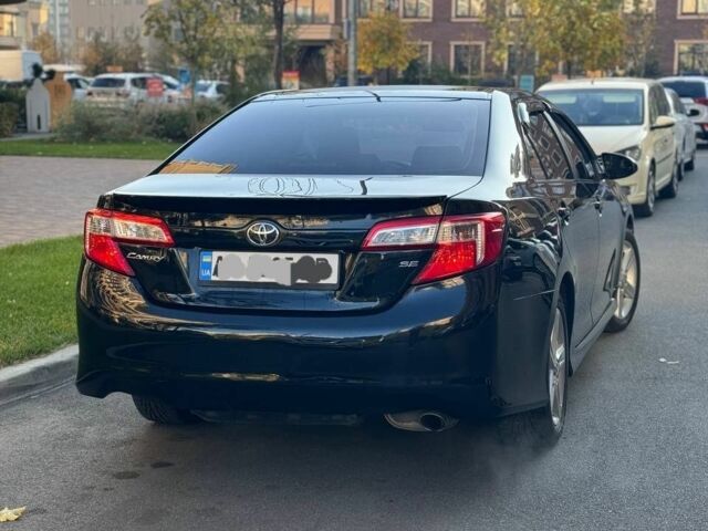 Чорний Тойота Камрі, об'ємом двигуна 2.5 л та пробігом 198 тис. км за 9500 $, фото 6 на Automoto.ua