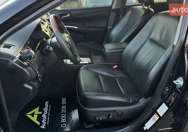 Черный Тойота Камри, объемом двигателя 2.5 л и пробегом 235 тыс. км за 16500 $, фото 15 на Automoto.ua