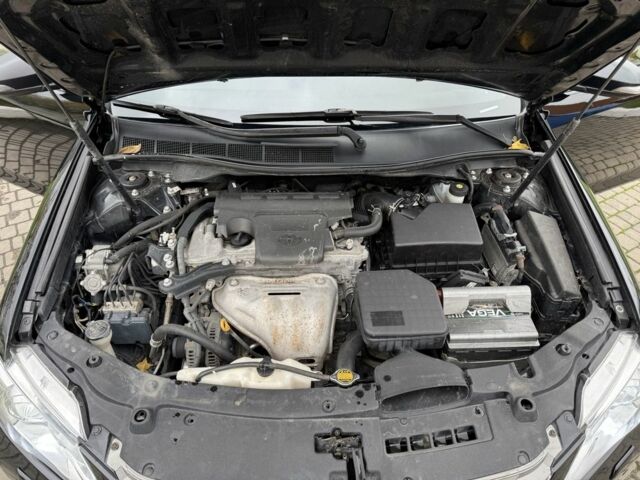 Черный Тойота Камри, объемом двигателя 2.5 л и пробегом 200 тыс. км за 9900 $, фото 19 на Automoto.ua