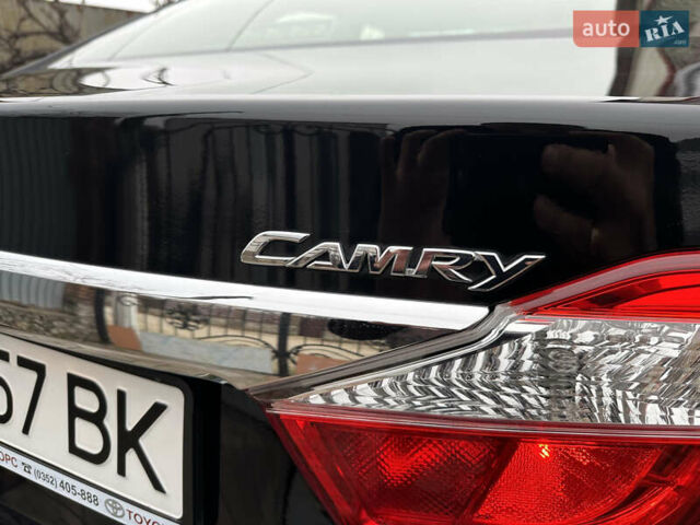 Черный Тойота Камри, объемом двигателя 2.5 л и пробегом 10 тыс. км за 21200 $, фото 18 на Automoto.ua