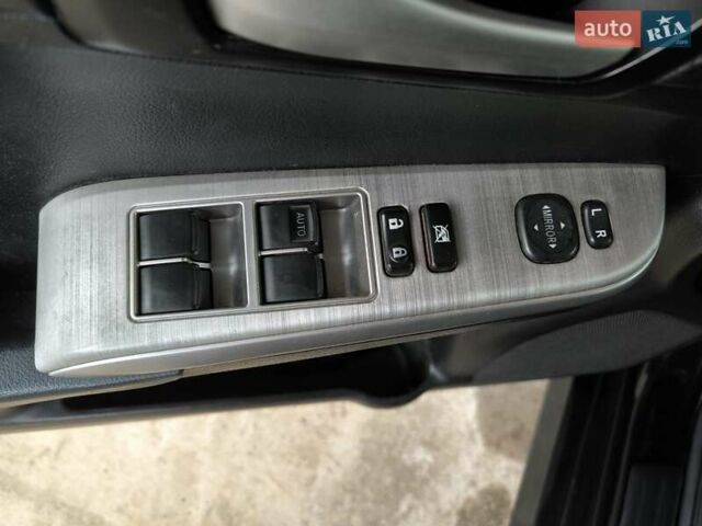 Чорний Тойота Камрі, об'ємом двигуна 2.5 л та пробігом 279 тис. км за 10500 $, фото 8 на Automoto.ua