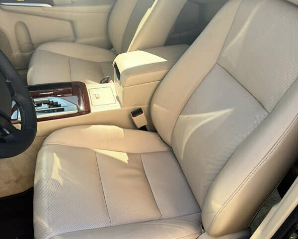 Черный Тойота Камри, объемом двигателя 2.49 л и пробегом 164 тыс. км за 14000 $, фото 11 на Automoto.ua