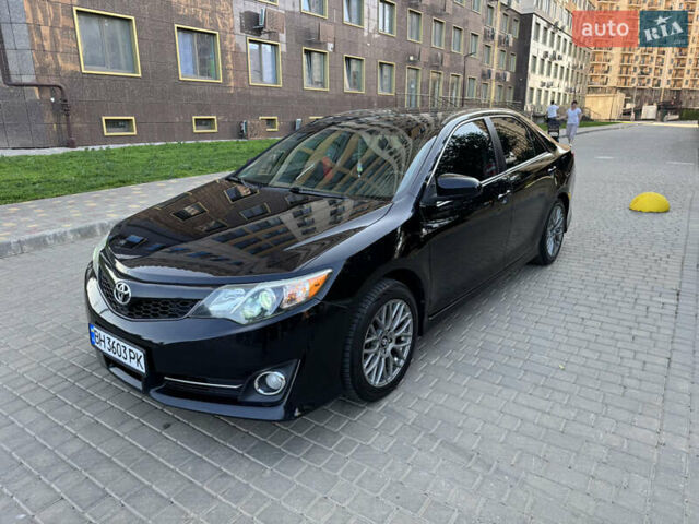 Черный Тойота Камри, объемом двигателя 2.49 л и пробегом 370 тыс. км за 9999 $, фото 6 на Automoto.ua