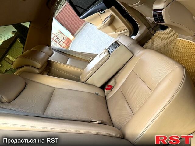 Черный Тойота Камри, объемом двигателя 2.5 л и пробегом 185 тыс. км за 12000 $, фото 13 на Automoto.ua