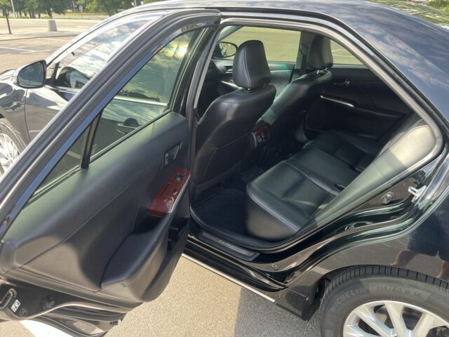 Черный Тойота Камри, объемом двигателя 2.5 л и пробегом 206 тыс. км за 12100 $, фото 19 на Automoto.ua