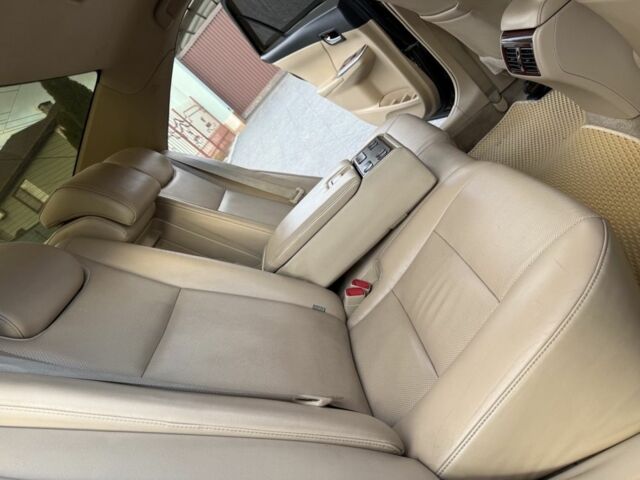 Черный Тойота Камри, объемом двигателя 2.5 л и пробегом 185 тыс. км за 12000 $, фото 22 на Automoto.ua