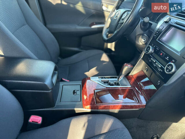 Чорний Тойота Камрі, об'ємом двигуна 2.5 л та пробігом 188 тис. км за 12900 $, фото 47 на Automoto.ua