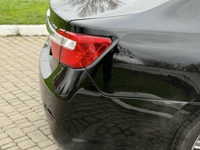 Черный Тойота Камри, объемом двигателя 2.5 л и пробегом 200 тыс. км за 9900 $, фото 6 на Automoto.ua