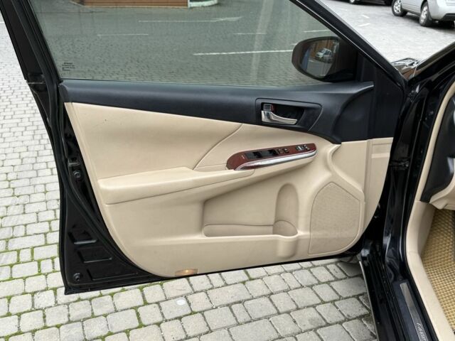 Черный Тойота Камри, объемом двигателя 2.5 л и пробегом 200 тыс. км за 9900 $, фото 9 на Automoto.ua