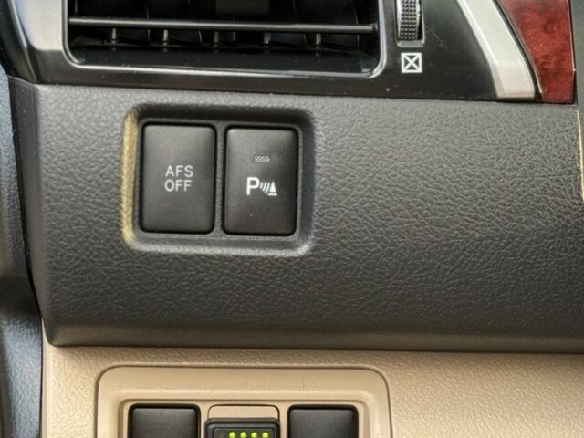 Черный Тойота Камри, объемом двигателя 2.5 л и пробегом 185 тыс. км за 12000 $, фото 14 на Automoto.ua