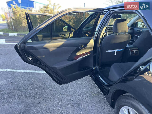 Чорний Тойота Камрі, об'ємом двигуна 2.5 л та пробігом 188 тис. км за 12900 $, фото 29 на Automoto.ua