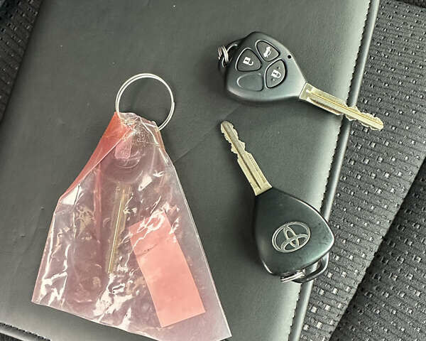 Черный Тойота Камри, объемом двигателя 2.5 л и пробегом 10 тыс. км за 21200 $, фото 55 на Automoto.ua