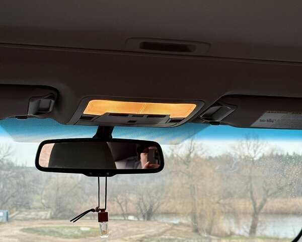 Чорний Тойота Камрі, об'ємом двигуна 2.5 л та пробігом 153 тис. км за 12800 $, фото 9 на Automoto.ua