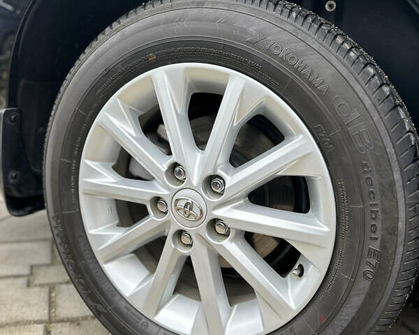 Черный Тойота Камри, объемом двигателя 2.5 л и пробегом 10 тыс. км за 21200 $, фото 16 на Automoto.ua