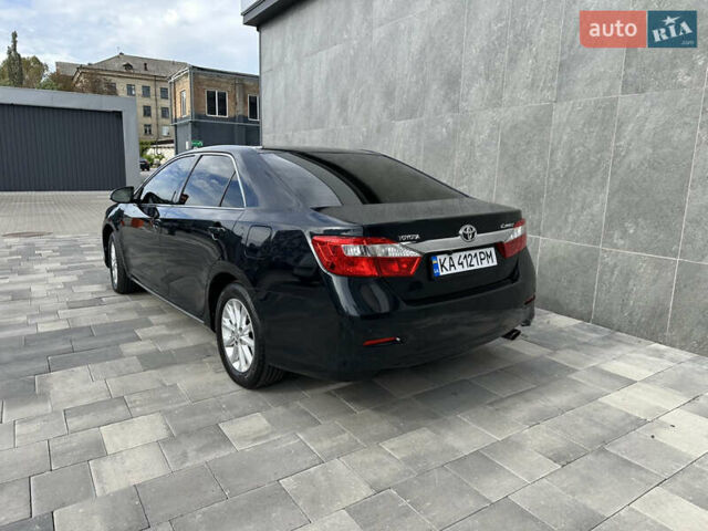Черный Тойота Камри, объемом двигателя 2.49 л и пробегом 136 тыс. км за 13500 $, фото 17 на Automoto.ua