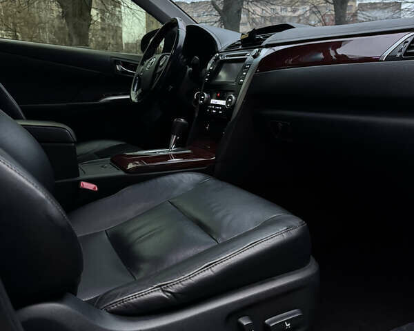 Черный Тойота Камри, объемом двигателя 2.49 л и пробегом 193 тыс. км за 15300 $, фото 11 на Automoto.ua