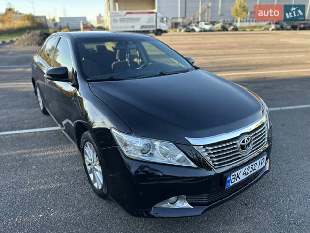 Чорний Тойота Камрі, об'ємом двигуна 2.5 л та пробігом 188 тис. км за 12900 $, фото 4 на Automoto.ua