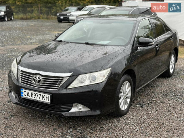 Тойота Камри 2013 в Умани на Automoto.ua Черный Тойота Камри, объемом двигателя 2.5 л и пробегом 244 тыс. км за 12450 $, фото 2 на Automoto.ua