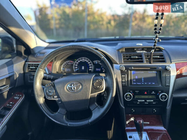 Чорний Тойота Камрі, об'ємом двигуна 2.5 л та пробігом 188 тис. км за 12900 $, фото 43 на Automoto.ua