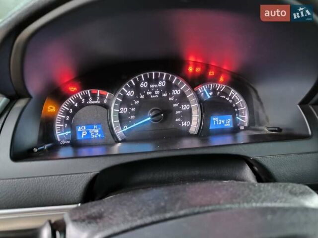 Чорний Тойота Камрі, об'ємом двигуна 2.5 л та пробігом 279 тис. км за 10500 $, фото 9 на Automoto.ua