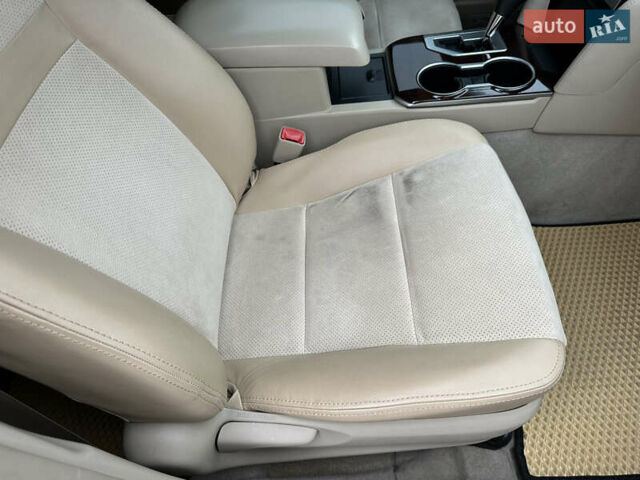 Черный Тойота Камри, объемом двигателя 2.49 л и пробегом 220 тыс. км за 10900 $, фото 13 на Automoto.ua