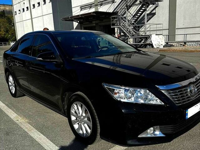Черный Тойота Камри, объемом двигателя 2.5 л и пробегом 128 тыс. км за 15000 $, фото 2 на Automoto.ua