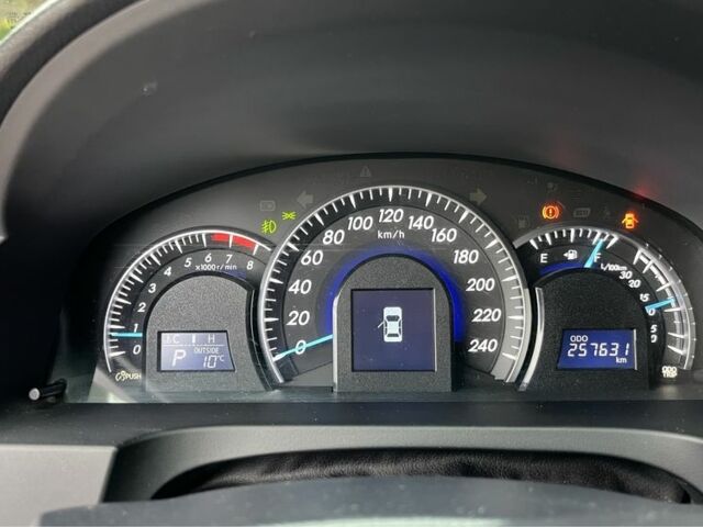 Черный Тойота Камри, объемом двигателя 2.5 л и пробегом 257 тыс. км за 15400 $, фото 2 на Automoto.ua