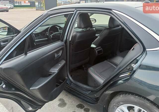 Чорний Тойота Камрі, об'ємом двигуна 2.49 л та пробігом 195 тис. км за 12100 $, фото 19 на Automoto.ua