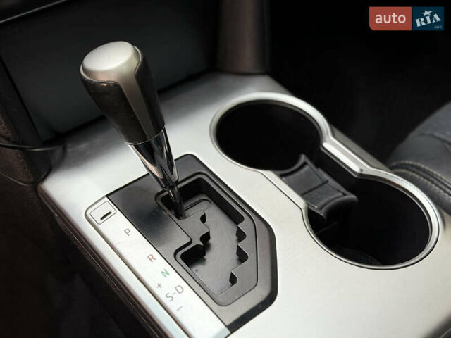 Черный Тойота Камри, объемом двигателя 2.49 л и пробегом 256 тыс. км за 11500 $, фото 7 на Automoto.ua