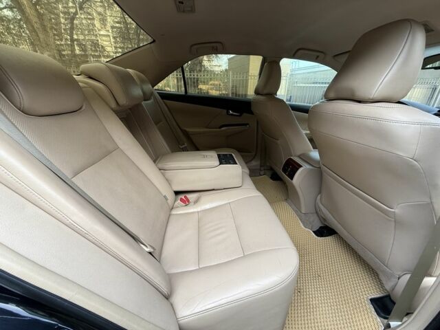 Чорний Тойота Камрі, об'ємом двигуна 2.5 л та пробігом 208 тис. км за 9500 $, фото 9 на Automoto.ua