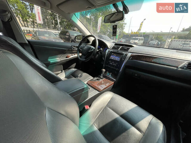 Черный Тойота Камри, объемом двигателя 2.5 л и пробегом 215 тыс. км за 16900 $, фото 30 на Automoto.ua