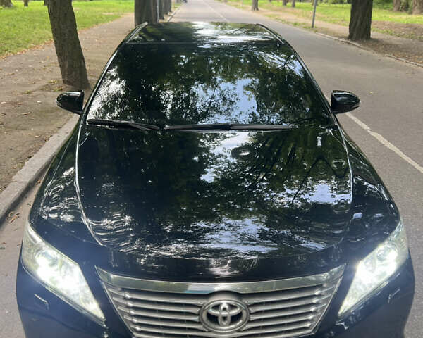 Чорний Тойота Камрі, об'ємом двигуна 2.49 л та пробігом 216 тис. км за 13200 $, фото 10 на Automoto.ua