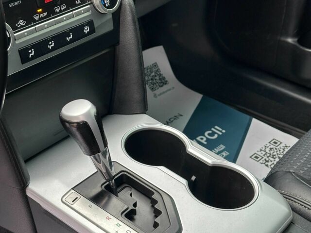 Тойота Камри 2014 в Кривом Роге на Automoto.ua Черный Тойота Камри, объемом двигателя 2.5 л и пробегом 221 тыс. км за 9800 $, фото 14 на Automoto.ua