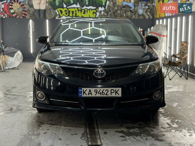 Черный Тойота Камри, объемом двигателя 2.49 л и пробегом 256 тыс. км за 11500 $, фото 18 на Automoto.ua