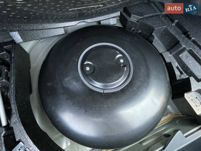 Черный Тойота Камри, объемом двигателя 2.5 л и пробегом 215 тыс. км за 16900 $, фото 37 на Automoto.ua