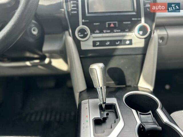 Черный Тойота Камри, объемом двигателя 2.49 л и пробегом 195 тыс. км за 11250 $, фото 19 на Automoto.ua