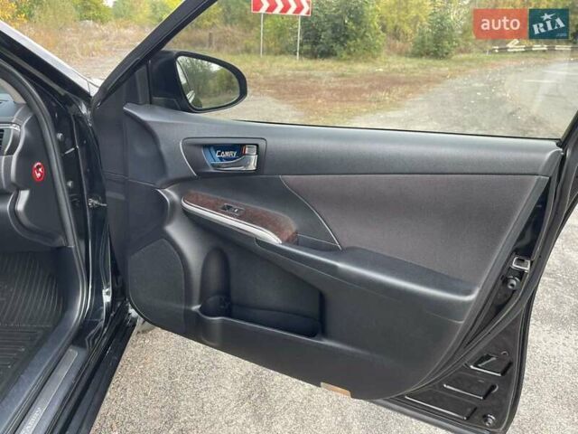 Черный Тойота Камри, объемом двигателя 2.5 л и пробегом 188 тыс. км за 15300 $, фото 17 на Automoto.ua