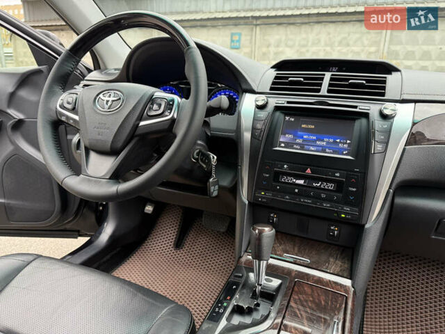 Черный Тойота Камри, объемом двигателя 2.5 л и пробегом 153 тыс. км за 16700 $, фото 28 на Automoto.ua