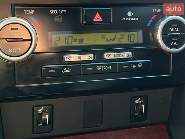 Черный Тойота Камри, объемом двигателя 2.49 л и пробегом 260 тыс. км за 13750 $, фото 14 на Automoto.ua