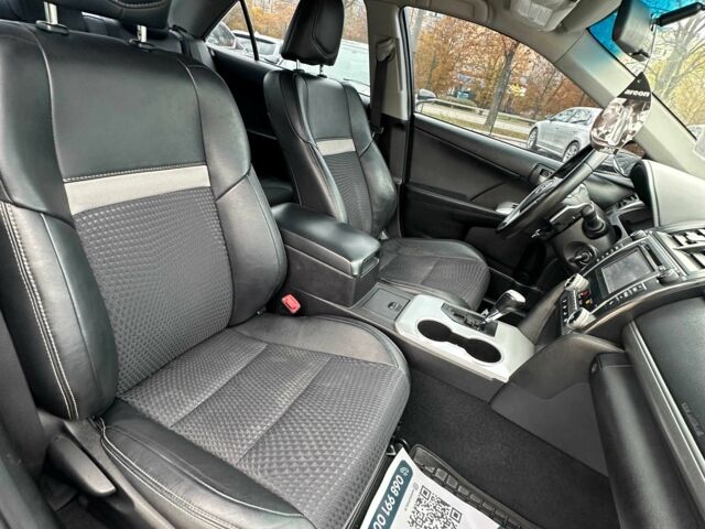 Тойота Камри 2014 в Кривом Роге на Automoto.ua Черный Тойота Камри, объемом двигателя 2.5 л и пробегом 221 тыс. км за 9800 $, фото 9 на Automoto.ua