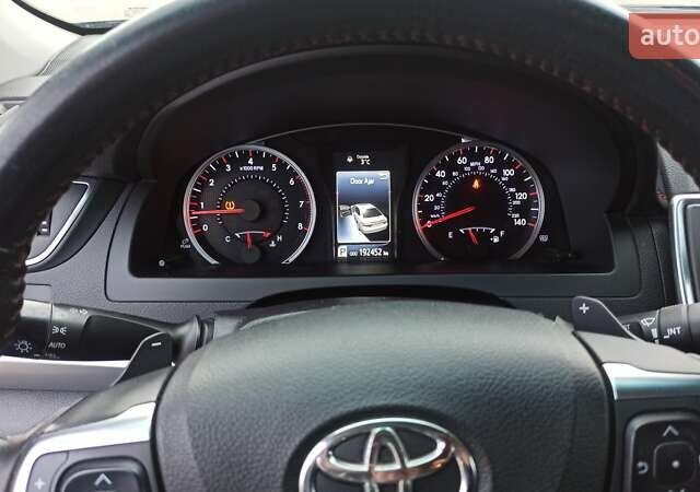 Чорний Тойота Камрі, об'ємом двигуна 2.49 л та пробігом 195 тис. км за 12100 $, фото 17 на Automoto.ua