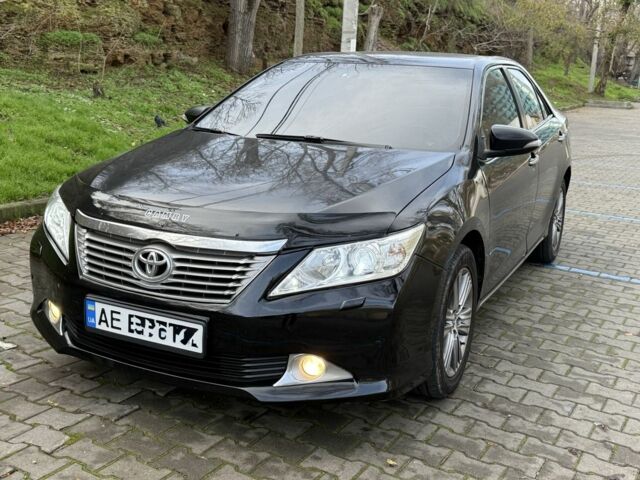 Чорний Тойота Камрі, об'ємом двигуна 2.5 л та пробігом 208 тис. км за 9500 $, фото 2 на Automoto.ua