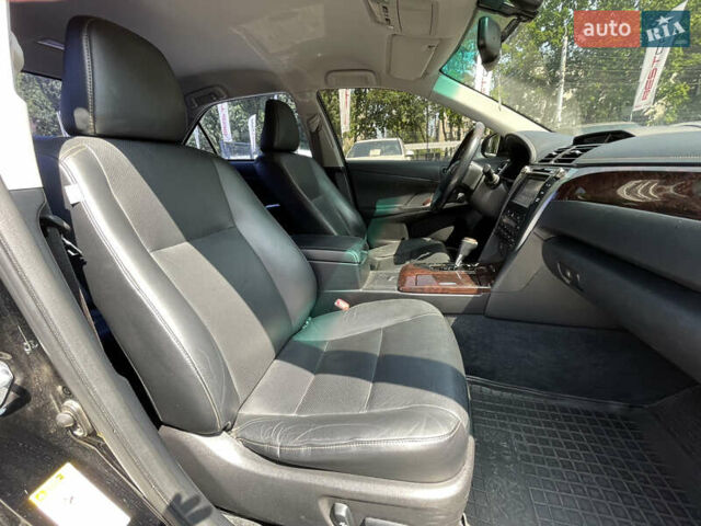 Черный Тойота Камри, объемом двигателя 2.5 л и пробегом 215 тыс. км за 16900 $, фото 32 на Automoto.ua